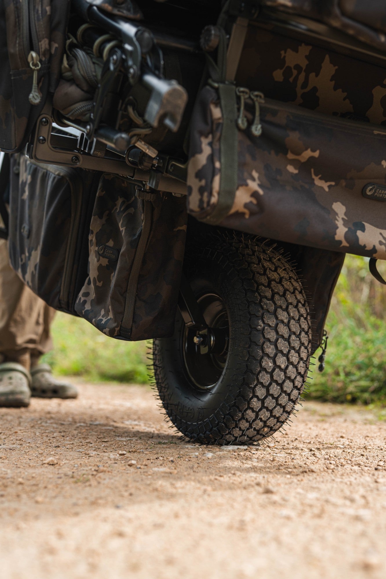 Roamer Carp Porter Dark Kamo